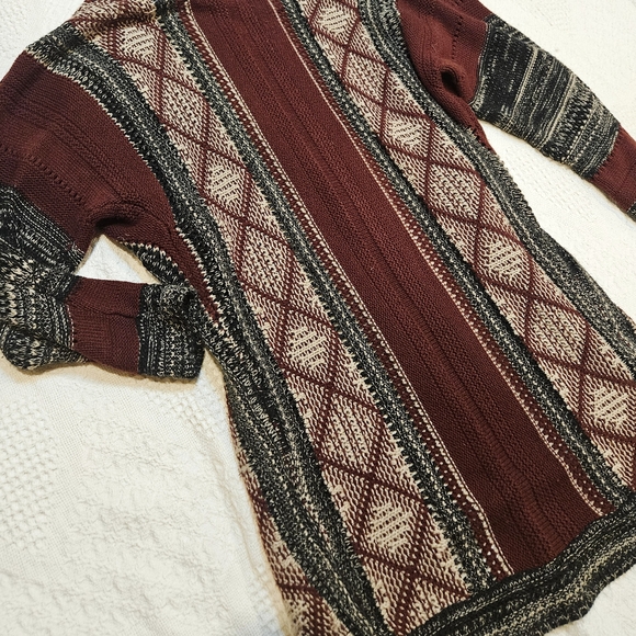 Open Front Long Knit Cardigan in Burgundy - Picture 6 of 15